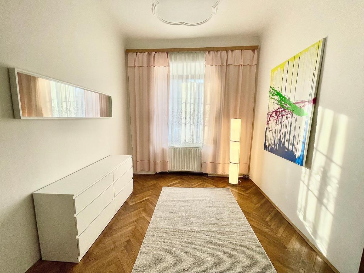 Apartment Zum Schlossberg - Top 1 Self Check-In Graz Exterior photo